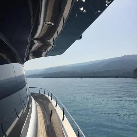 Wake 66 21 Metri Yacht Di Lusso